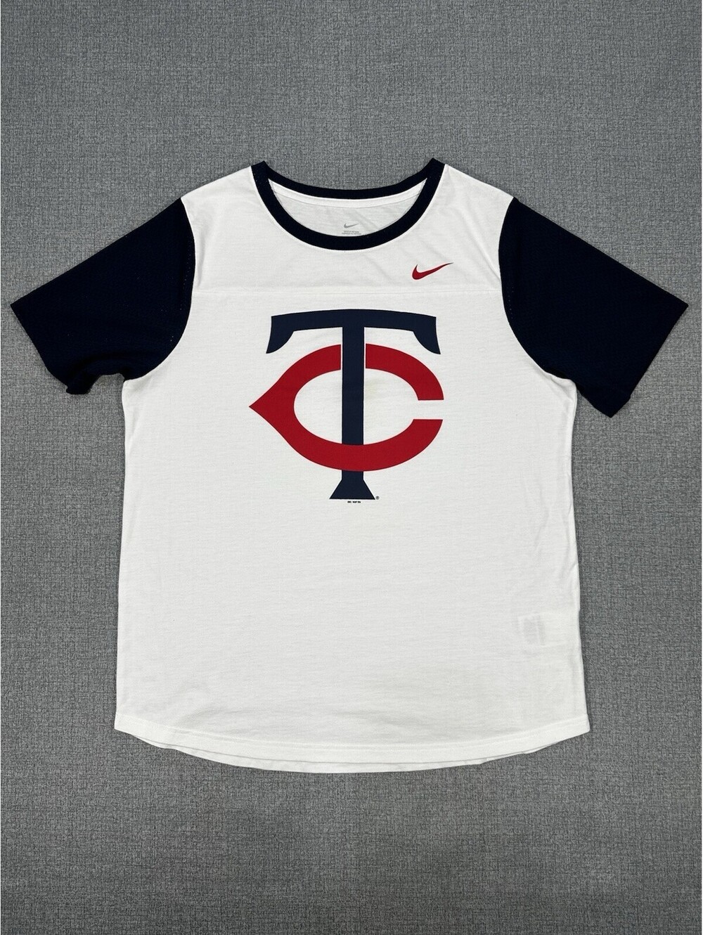 Nike Minnesota Twins MLB T-Shirt XL White Navy Genuine Merchandise